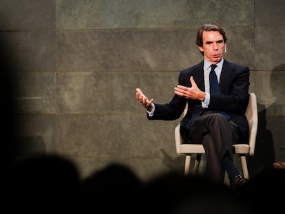 Адвокаты Азнара угрожают судом из-за намёков на связь с делом Эпштейна