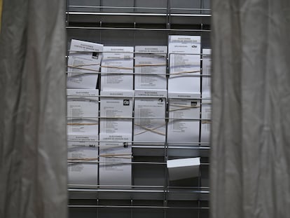 Díaz’s Surprise Withdrawal New Sumar Coalition Launches Without a Leader