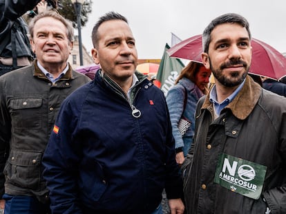 How Vox Wins Rural Votes: Abascal’s Strategy in Action