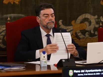 Власти Аликанте под давлением: скандал с распределением жилья потряс город