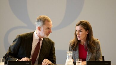 Король Фелипе VI рассмешил Марту Ортегу на официальной встрече – что скрывает королевская улыбка