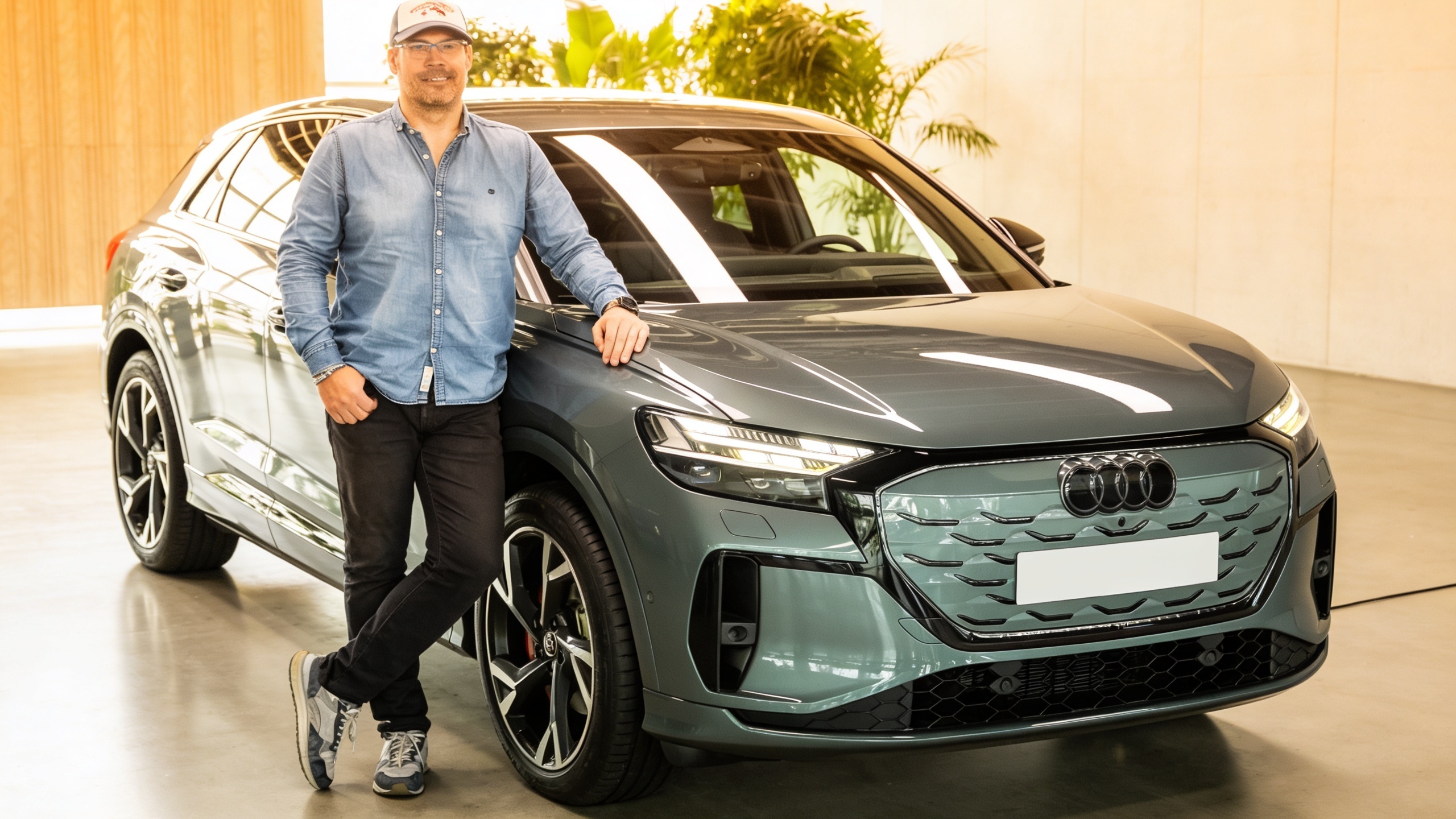 Audi Q4 e-tron 2026 impresses with range and digital interior: focus on Spain