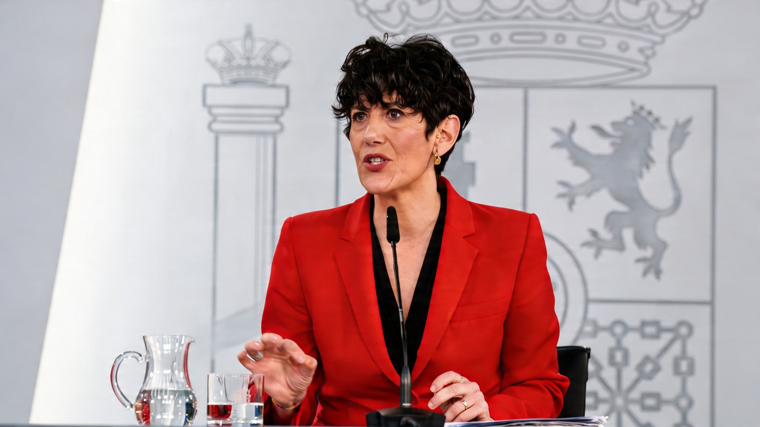 In-person Applications for Migrant Legalization Begin in Spain