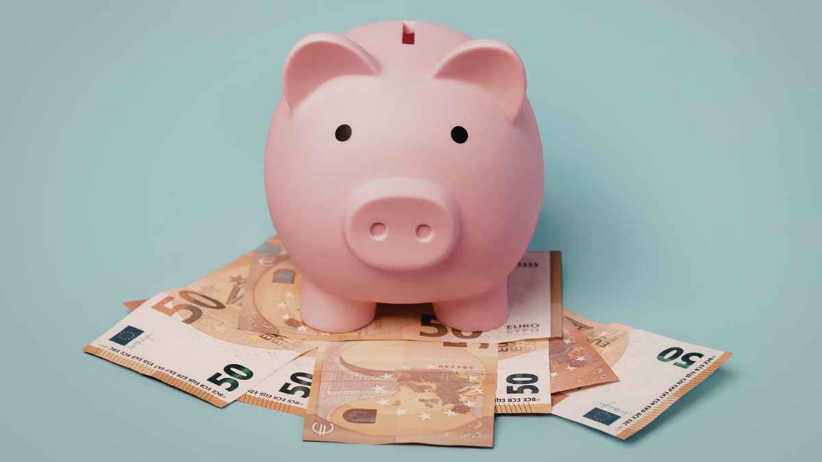 Why Spanish Families Are Massively Changing How They Store Their Money — And What This Could Lead To