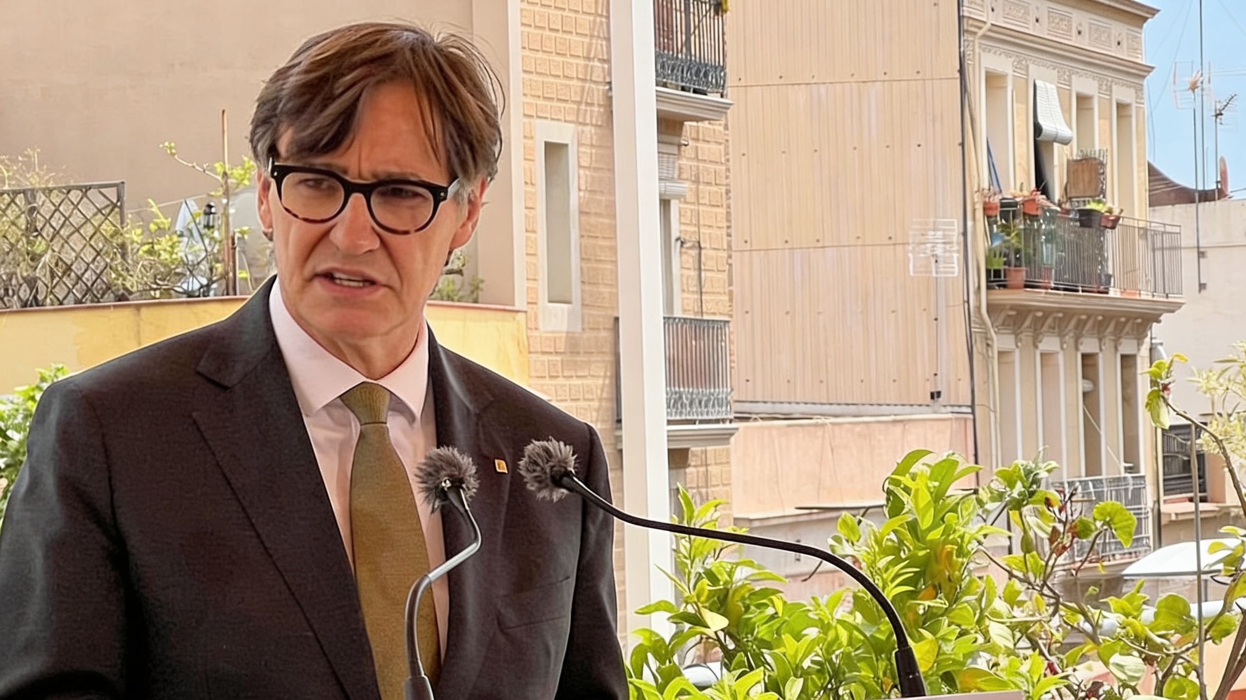 Catalonia introduces automatic payments of up to 200 euros for those awaiting care assistance